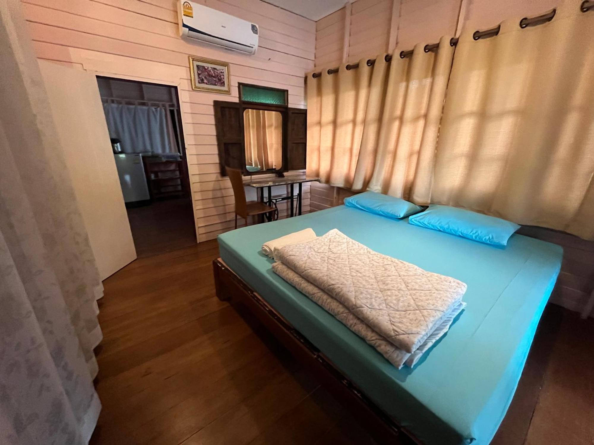 ครูหนูบ้านพัก แหลมงอบ Krunou Baanpak Trat Buitenkant foto