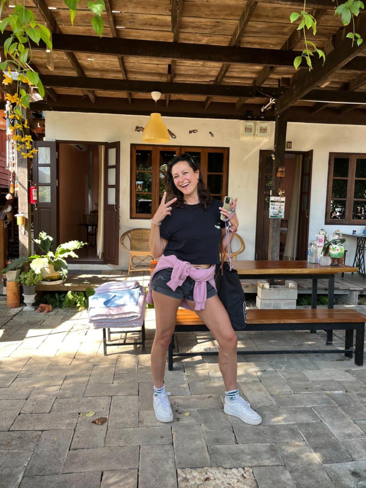 ครูหนูบ้านพัก แหลมงอบ Krunou Baanpak Trat Buitenkant foto