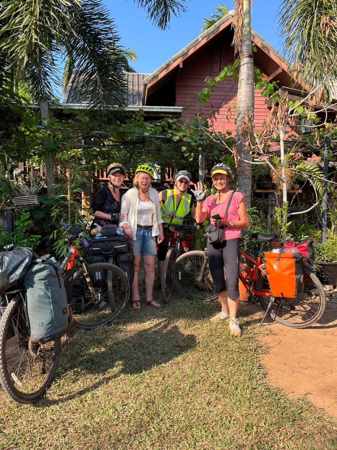 ครูหนูบ้านพัก แหลมงอบ Krunou Baanpak Trat Buitenkant foto