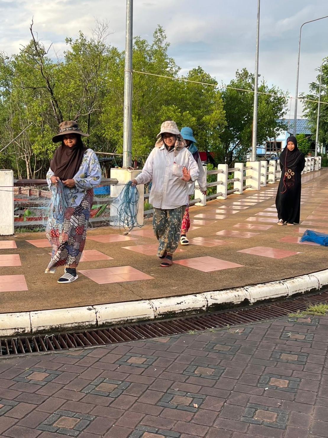 ครูหนูบ้านพัก แหลมงอบ Krunou Baanpak Trat Buitenkant foto