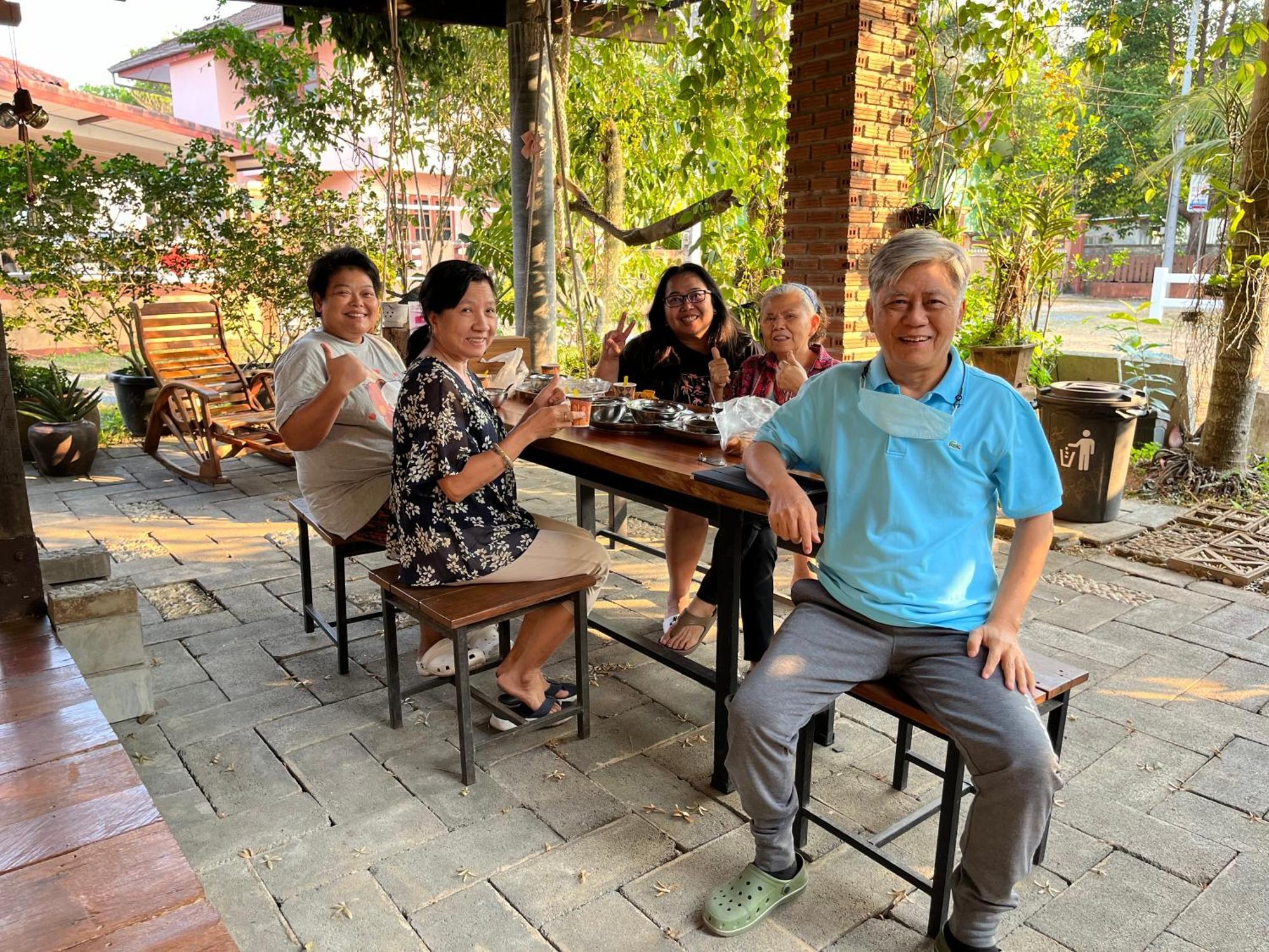 ครูหนูบ้านพัก แหลมงอบ Krunou Baanpak Trat Buitenkant foto